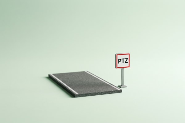 Une fin de route avec un panneau ptz